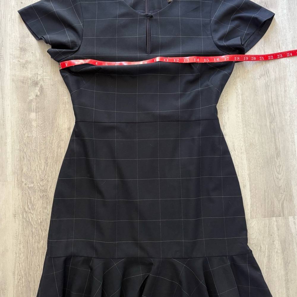 Banana Republic Navy Windowpane Checks Plaid Ruffle-Hem Short Sleeve Dress - Picture 13 of 15